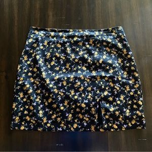Forever 21 floral mini skirt